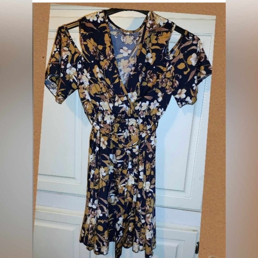 Floral knee length Dress